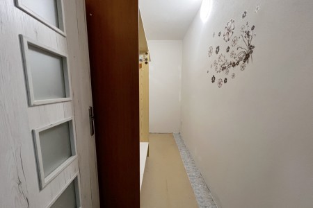 Na prenájom veľký zariadený 3 izbový byt s klimatizáciou - IMG_3900_840b20f205e99a9320c3292cea9c7466