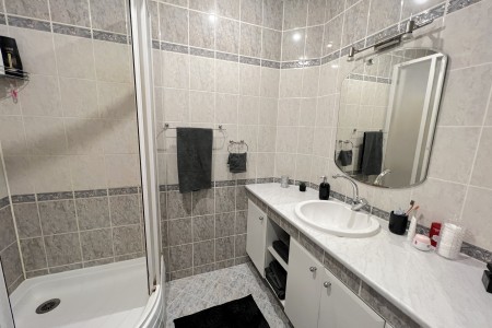 Na prenájom veľký zariadený 3 izbový byt s klimatizáciou - IMG_3902_e4390fc0033e441202d9b83df13464e8