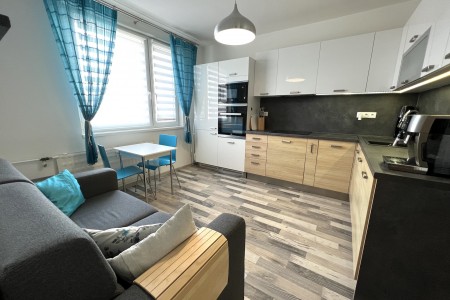 1 izbový byt s balkónom vhodný k okamžitému užívaniu - IMG_4105_ac39a8dd9539fcafe27b76fa9be3215e