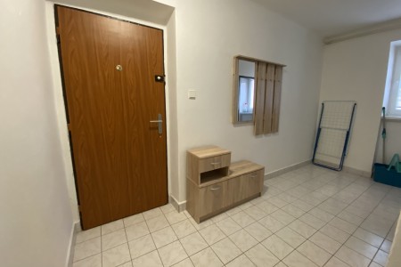 Na prenájom zariadený 2 izbový byt  - IMG_4152_51975aa41c1f2eda3b51081ca955f54b