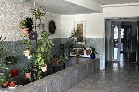 Na prenájom veľký 3 izbový byt s klimatizáciou a balkónom v centre mesta - IMG_4311_7e4ff9c4f6d6aa9a125093c5eaf7345f