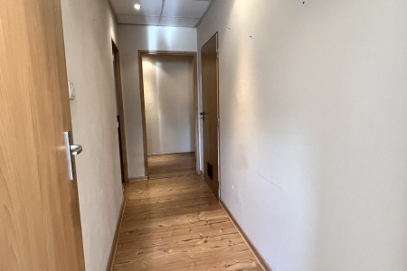 Na prenájom veľký 3 izbový byt s klimatizáciou a balkónom v centre mesta - IMG_4327_8981090f7ab9344eab3830306781f70e