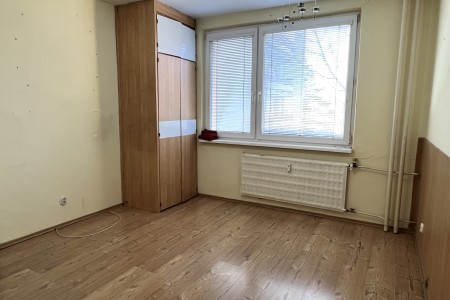 Na prenájom veľký 3 izbový byt s klimatizáciou a balkónom v centre mesta - IMG_4335_5d2442cebac2efd3f11cd5c25111466e