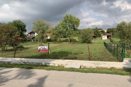 Na predaj stavebný pozemok v obci Dedinka - IMG_4901_9cecdb8e13121a1584957792ad3c705d