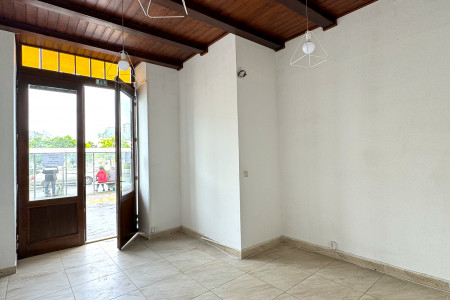 Prenájom Štýlového Obchodného Priestoru v Centre Levíc - IMG_4998_43448dfb77bd6483e9ff25316b097dfa