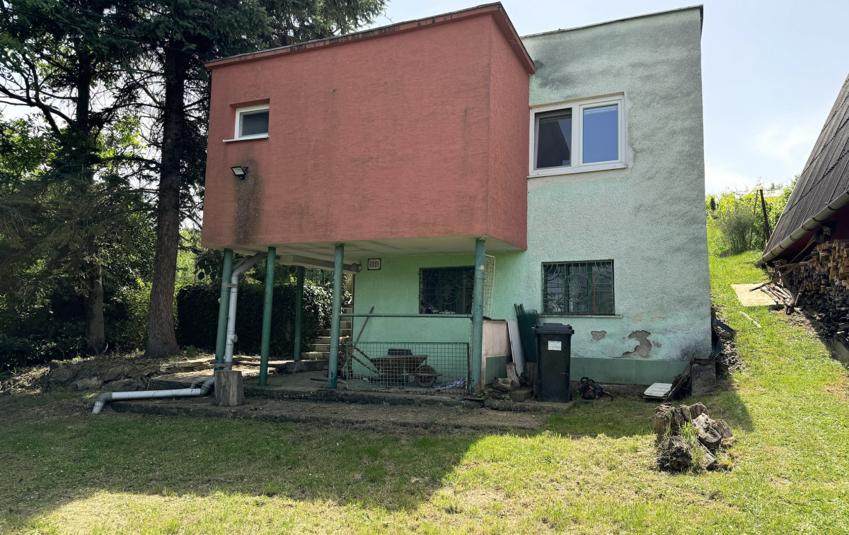 Viničný dom v Leviciach: Ideálne miesto pre rekreáciu aj celoročné bývanie