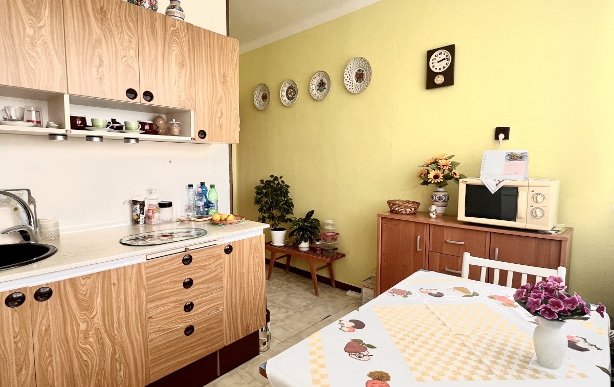 2 izbový byt s balkónom v blízkosti centra