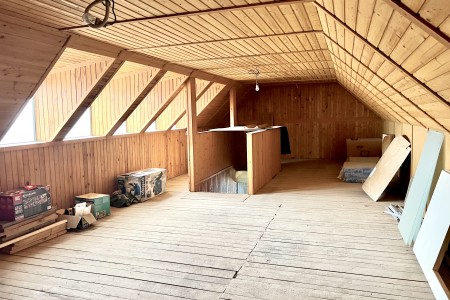 Nehnuteľnosť s obytným podkrovím v centre mesta - IMG_6718_da4917c8e1a5bed4392a346c5b97ad40