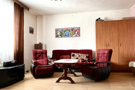 Celoročne obývateľný viničný dom vo vyhľadávanej lokalite  - IMG_7412_32f0b4709fc97af2b8871cc08f133fe4