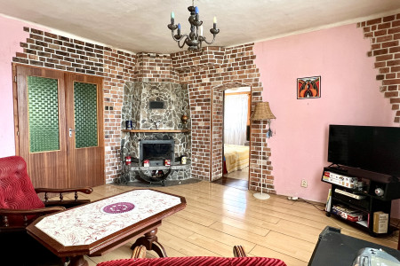 Celoročne obývateľný viničný dom vo vyhľadávanej lokalite  - IMG_7414_74829686da4df01fae7acbfa6a808a02