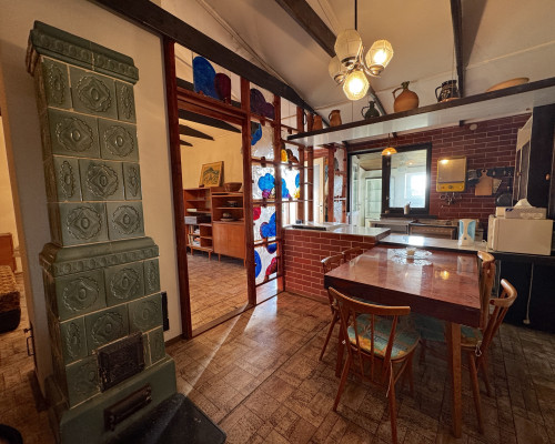 Na predaj murovaná chata s pozemkom 1190 m² 