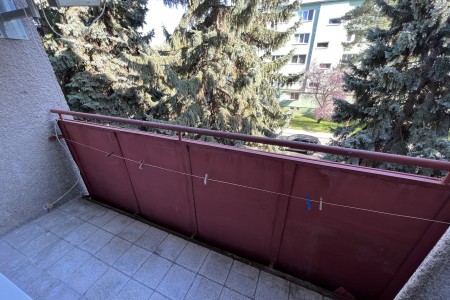 2 izbový byt s balkónom v tichej lokalite v blízkosti centra - IMG_8063_995dd1c8cb3344ccf1f85a192d1cc1a3