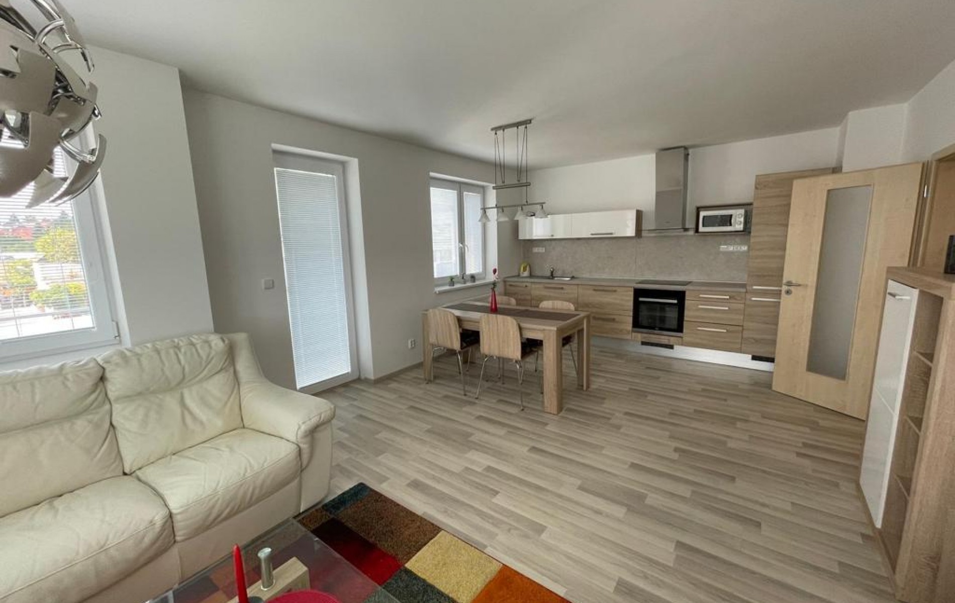 Na prenájom veľký 3 izbový byt v novostavbe